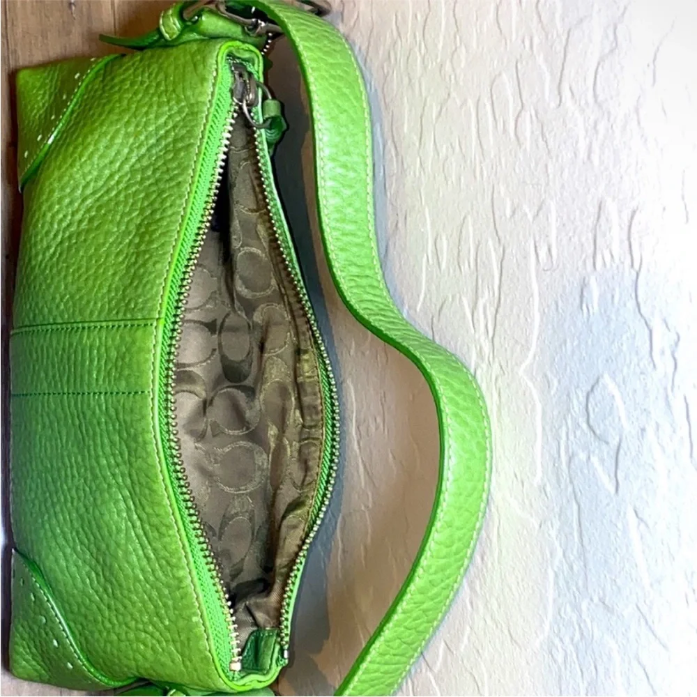 COACH Vintage Y2K Hampton Demi Leather Small Green Shoulder Bag Purse 5052 - Picture 7 of 9